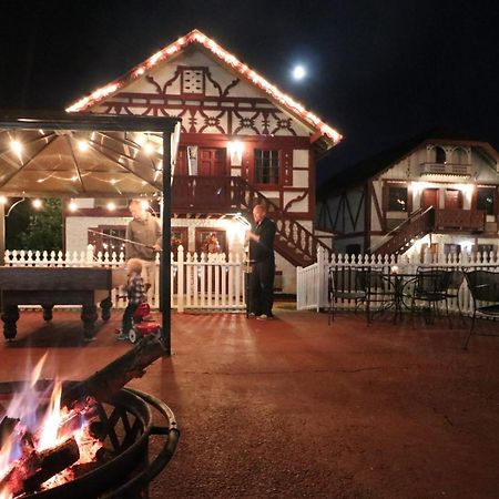 Alpine Village Inn Helen Kültér fotó