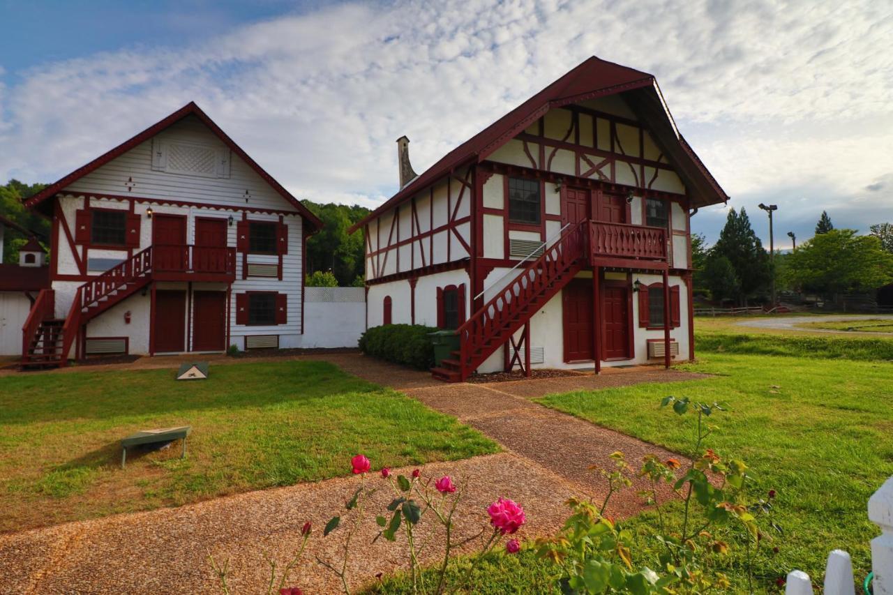 Alpine Village Inn Helen Kültér fotó